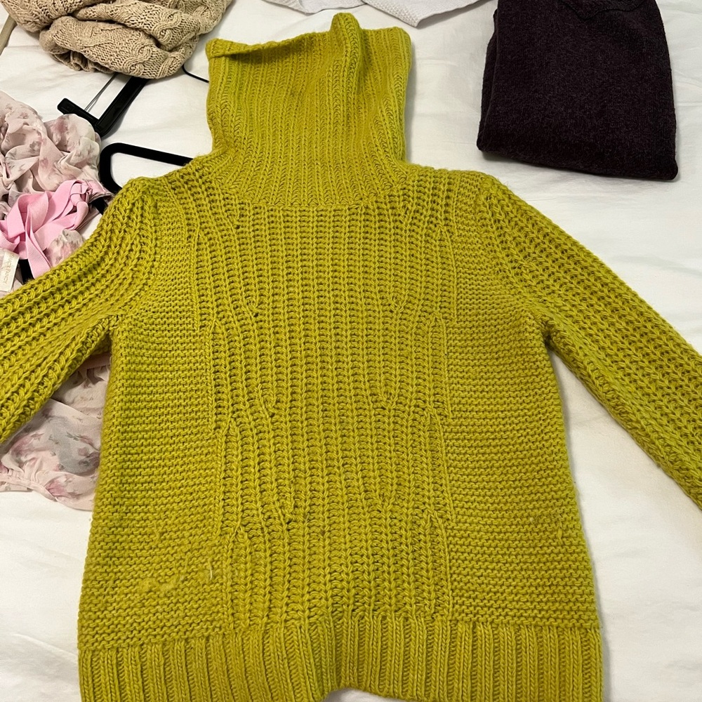 Cozy sweater !